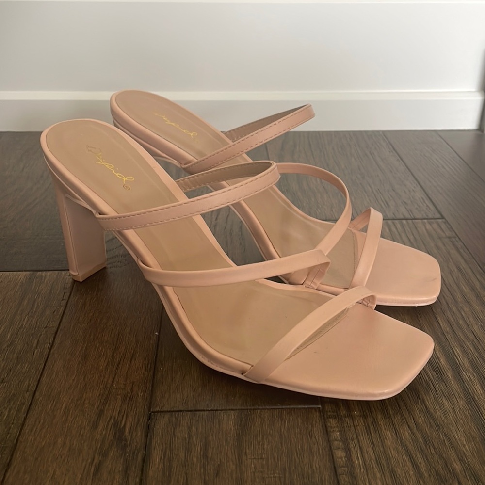 Qupid pink heels